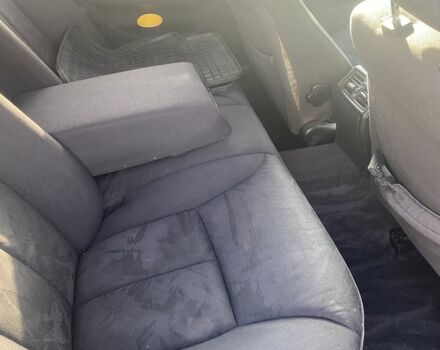 Синий Мерседес Е-Класс, объемом двигателя 2 л и пробегом 250 тыс. км за 2100 $, фото 8 на Automoto.ua