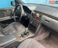 Синий Мерседес Е-Класс, объемом двигателя 2.87 л и пробегом 640 тыс. км за 2900 $, фото 8 на Automoto.ua