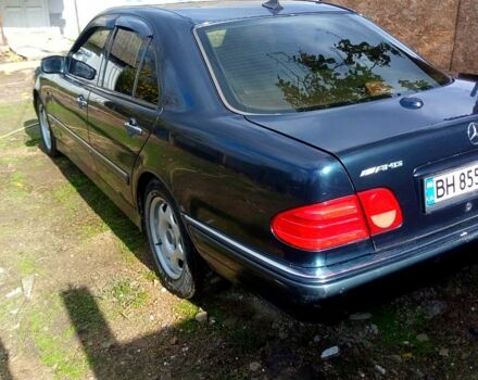 Синий Мерседес Е-Класс, объемом двигателя 3.2 л и пробегом 0 тыс. км за 2300 $, фото 2 на Automoto.ua