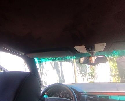 Синій Мерседес Е-Клас, об'ємом двигуна 3.2 л та пробігом 377 тис. км за 3500 $, фото 9 на Automoto.ua