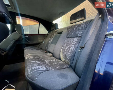 Синий Мерседес Е-Класс, объемом двигателя 2.3 л и пробегом 290 тыс. км за 1999 $, фото 15 на Automoto.ua