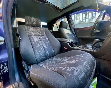 Синій Мерседес Е-Клас, об'ємом двигуна 2.3 л та пробігом 290 тис. км за 1999 $, фото 4 на Automoto.ua