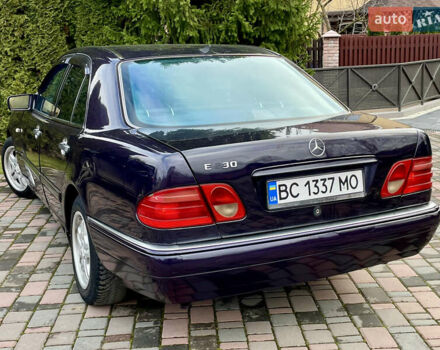 Синий Мерседес Е-Класс, объемом двигателя 2.3 л и пробегом 350 тыс. км за 2450 $, фото 15 на Automoto.ua