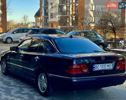 Синий Мерседес Е-Класс, объемом двигателя 2.3 л и пробегом 290 тыс. км за 1999 $, фото 13 на Automoto.ua
