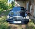 Синій Мерседес Е-Клас, об'ємом двигуна 2 л та пробігом 316 тис. км за 3164 $, фото 1 на Automoto.ua