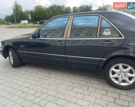 Мерседес Е-Класс 1997 в Перемышлянах на Automoto.ua Синий Мерседес Е-Класс, объемом двигателя 3 л и пробегом 490 тыс. км за 6000 $, фото 10 на Automoto.ua