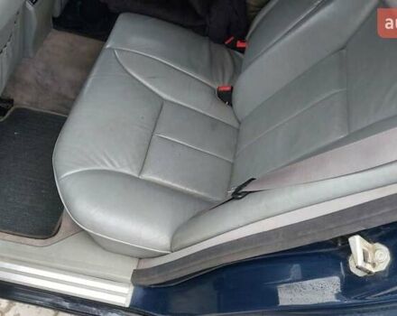 Синий Мерседес Е-Класс, объемом двигателя 2.8 л и пробегом 384 тыс. км за 1995 $, фото 13 на Automoto.ua