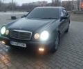 Синий Мерседес Е-Класс, объемом двигателя 2.8 л и пробегом 384 тыс. км за 1995 $, фото 45 на Automoto.ua