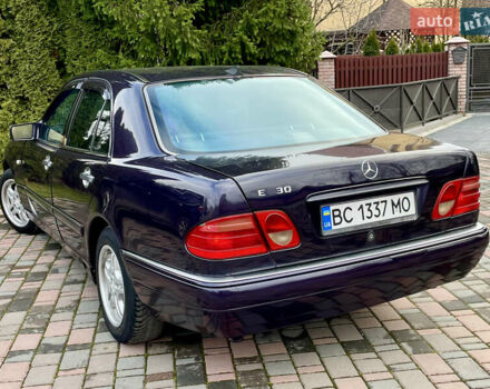 Синий Мерседес Е-Класс, объемом двигателя 2.3 л и пробегом 350 тыс. км за 2450 $, фото 19 на Automoto.ua