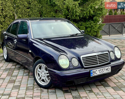 Синий Мерседес Е-Класс, объемом двигателя 2.3 л и пробегом 350 тыс. км за 2450 $, фото 13 на Automoto.ua