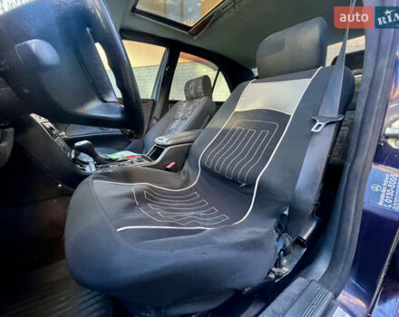 Синий Мерседес Е-Класс, объемом двигателя 2.3 л и пробегом 290 тыс. км за 1999 $, фото 14 на Automoto.ua