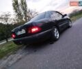 Синий Мерседес Е-Класс, объемом двигателя 2.8 л и пробегом 370 тыс. км за 2000 $, фото 5 на Automoto.ua