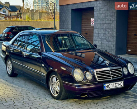 Синий Мерседес Е-Класс, объемом двигателя 2.3 л и пробегом 290 тыс. км за 1999 $, фото 10 на Automoto.ua