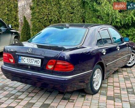 Синий Мерседес Е-Класс, объемом двигателя 2.3 л и пробегом 350 тыс. км за 2450 $, фото 14 на Automoto.ua