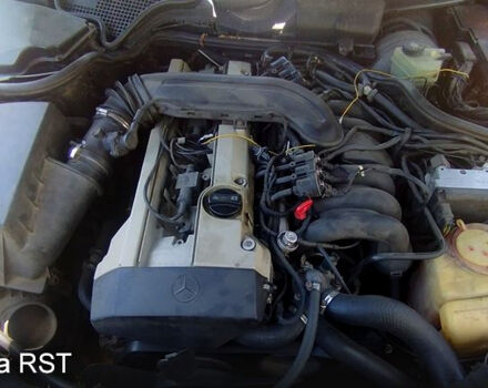 Синій Мерседес Е-Клас, об'ємом двигуна 3.2 л та пробігом 377 тис. км за 3500 $, фото 11 на Automoto.ua