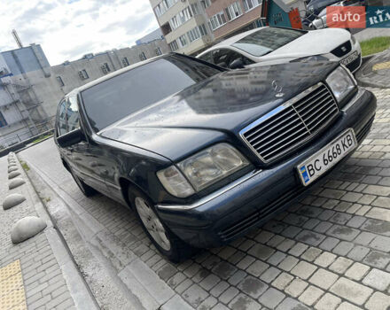 Мерседес Е-Класс 1997 в Перемышлянах на Automoto.ua Синий Мерседес Е-Класс, объемом двигателя 3 л и пробегом 490 тыс. км за 6000 $, фото 1 на Automoto.ua