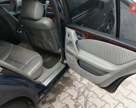 Синий Мерседес Е-Класс, объемом двигателя 2.8 л и пробегом 384 тыс. км за 1995 $, фото 22 на Automoto.ua