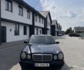 Синий Мерседес Е-Класс, объемом двигателя 2.2 л и пробегом 300 тыс. км за 1999 $, фото 7 на Automoto.ua