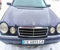 Синій Мерседес Е-Клас, об'ємом двигуна 2.2 л та пробігом 350 тис. км за 2800 $, фото 1 на Automoto.ua