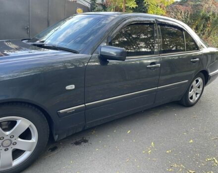Мерседес Е-Класс 1998 в Овидиополе на Automoto.ua Синий Мерседес Е-Класс, объемом двигателя 2.4 л и пробегом 333 тыс. км за 3300 $, фото 11 на Automoto.ua