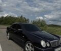 Мерседес Е-Класс 1998 в Жовкве на Automoto.ua Синий Мерседес Е-Класс, объемом двигателя 2 л и пробегом 500 тыс. км за 4300 $, фото 3 на Automoto.ua