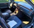 Синий Мерседес Е-Класс, объемом двигателя 2.4 л и пробегом 300 тыс. км за 1850 $, фото 4 на Automoto.ua
