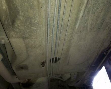 Синій Мерседес Е-Клас, об'ємом двигуна 2 л та пробігом 250 тис. км за 2250 $, фото 9 на Automoto.ua