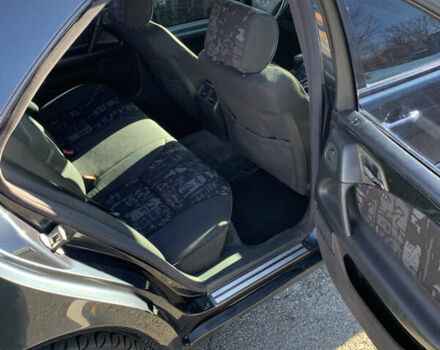 Синий Мерседес Е-Класс, объемом двигателя 2.4 л и пробегом 234 тыс. км за 3500 $, фото 20 на Automoto.ua