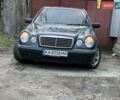 Синий Мерседес Е-Класс, объемом двигателя 4.3 л и пробегом 650 тыс. км за 3800 $, фото 13 на Automoto.ua