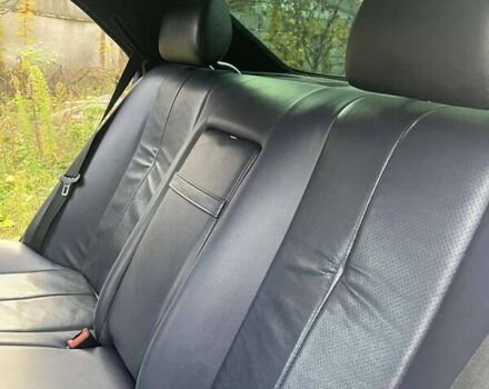 Мерседес Е-Класс 1998 в Харькове на Automoto.ua Синий Мерседес Е-Класс, объемом двигателя 2.5 л и пробегом 225 тыс. км за 3900 $, фото 14 на Automoto.ua