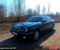 Синий Мерседес Е-Класс, объемом двигателя 2.8 л и пробегом 300 тыс. км за 5000 $, фото 10 на Automoto.ua