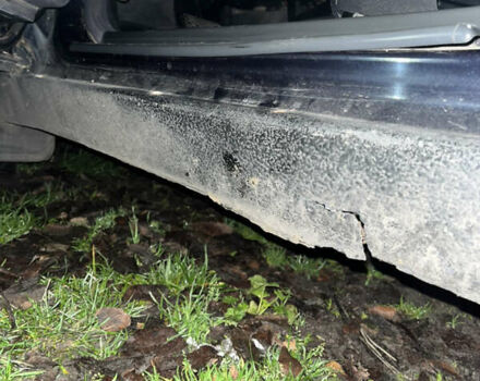 Синій Мерседес Е-Клас, об'ємом двигуна 2.8 л та пробігом 381 тис. км за 3300 $, фото 19 на Automoto.ua