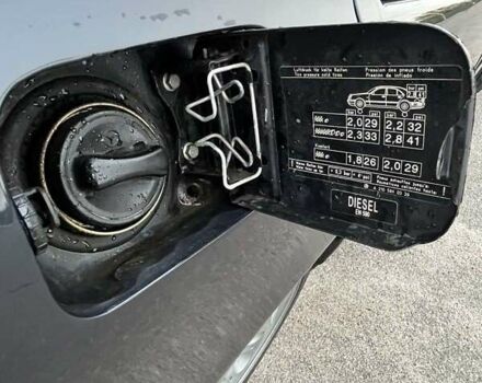 Мерседес Е-Класс 1998 в Харькове на Automoto.ua Синий Мерседес Е-Класс, объемом двигателя 2.5 л и пробегом 225 тыс. км за 3900 $, фото 3 на Automoto.ua