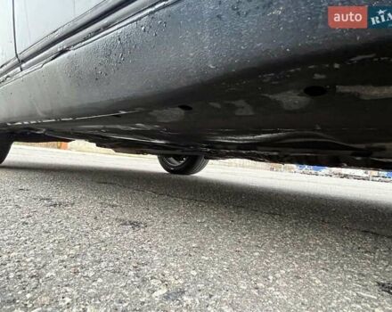 Мерседес Е-Класс 1998 в Харькове на Automoto.ua Синий Мерседес Е-Класс, объемом двигателя 2.5 л и пробегом 225 тыс. км за 3900 $, фото 29 на Automoto.ua