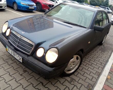 Синій Мерседес Е-Клас, об'ємом двигуна 0 л та пробігом 333 тис. км за 2399 $, фото 5 на Automoto.ua