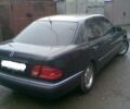 Синій Мерседес Е-Клас, об'ємом двигуна 2 л та пробігом 285 тис. км за 5500 $, фото 3 на Automoto.ua