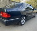 Мерседес Е-Класс 1998 в Овидиополе на Automoto.ua Синий Мерседес Е-Класс, объемом двигателя 2.4 л и пробегом 333 тыс. км за 3300 $, фото 6 на Automoto.ua