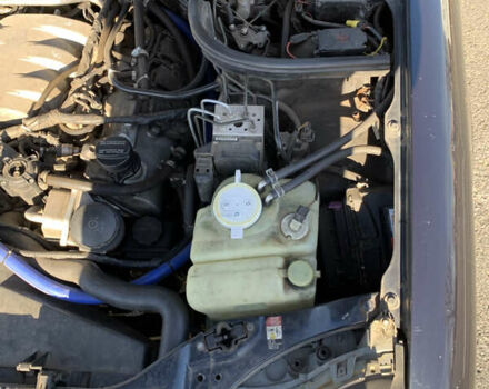 Синий Мерседес Е-Класс, объемом двигателя 2.4 л и пробегом 234 тыс. км за 3500 $, фото 26 на Automoto.ua