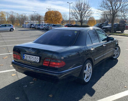 Синий Мерседес Е-Класс, объемом двигателя 2.4 л и пробегом 234 тыс. км за 3500 $, фото 5 на Automoto.ua