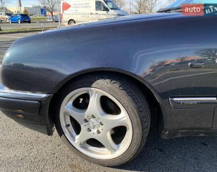 Синий Мерседес Е-Класс, объемом двигателя 2.4 л и пробегом 234 тыс. км за 3500 $, фото 11 на Automoto.ua