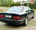 Синий Мерседес Е-Класс, объемом двигателя 3.2 л и пробегом 332 тыс. км за 5500 $, фото 2 на Automoto.ua