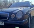 Синий Мерседес Е-Класс, объемом двигателя 2.8 л и пробегом 300 тыс. км за 5000 $, фото 9 на Automoto.ua
