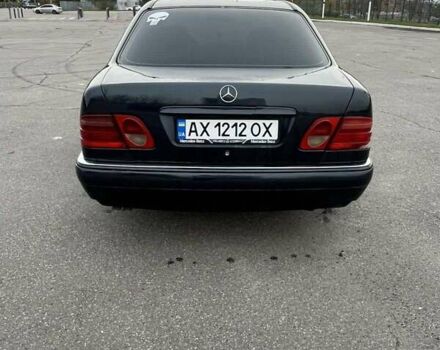 Мерседес Е-Класс 1998 в Харькове на Automoto.ua Синий Мерседес Е-Класс, объемом двигателя 2.5 л и пробегом 225 тыс. км за 3900 $, фото 16 на Automoto.ua