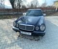 Синій Мерседес Е-Клас, об'ємом двигуна 2.5 л та пробігом 380 тис. км за 2500 $, фото 1 на Automoto.ua