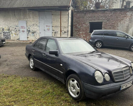 Синій Мерседес Е-Клас, об'ємом двигуна 2.8 л та пробігом 100 тис. км за 2350 $, фото 1 на Automoto.ua