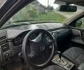 Синий Мерседес Е-Класс, объемом двигателя 2 л и пробегом 300 тыс. км за 4300 $, фото 2 на Automoto.ua