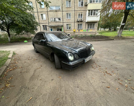 Синій Мерседес Е-Клас, об'ємом двигуна 3.23 л та пробігом 438 тис. км за 5500 $, фото 2 на Automoto.ua