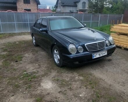 Синій Мерседес Е-Клас, об'ємом двигуна 2 л та пробігом 392 тис. км за 4199 $, фото 2 на Automoto.ua