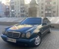Синий Мерседес Е-Класс, объемом двигателя 2 л и пробегом 348 тыс. км за 4200 $, фото 3 на Automoto.ua