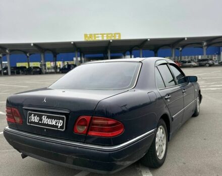 Синий Мерседес Е-Класс, объемом двигателя 0 л и пробегом 500 тыс. км за 2200 $, фото 3 на Automoto.ua